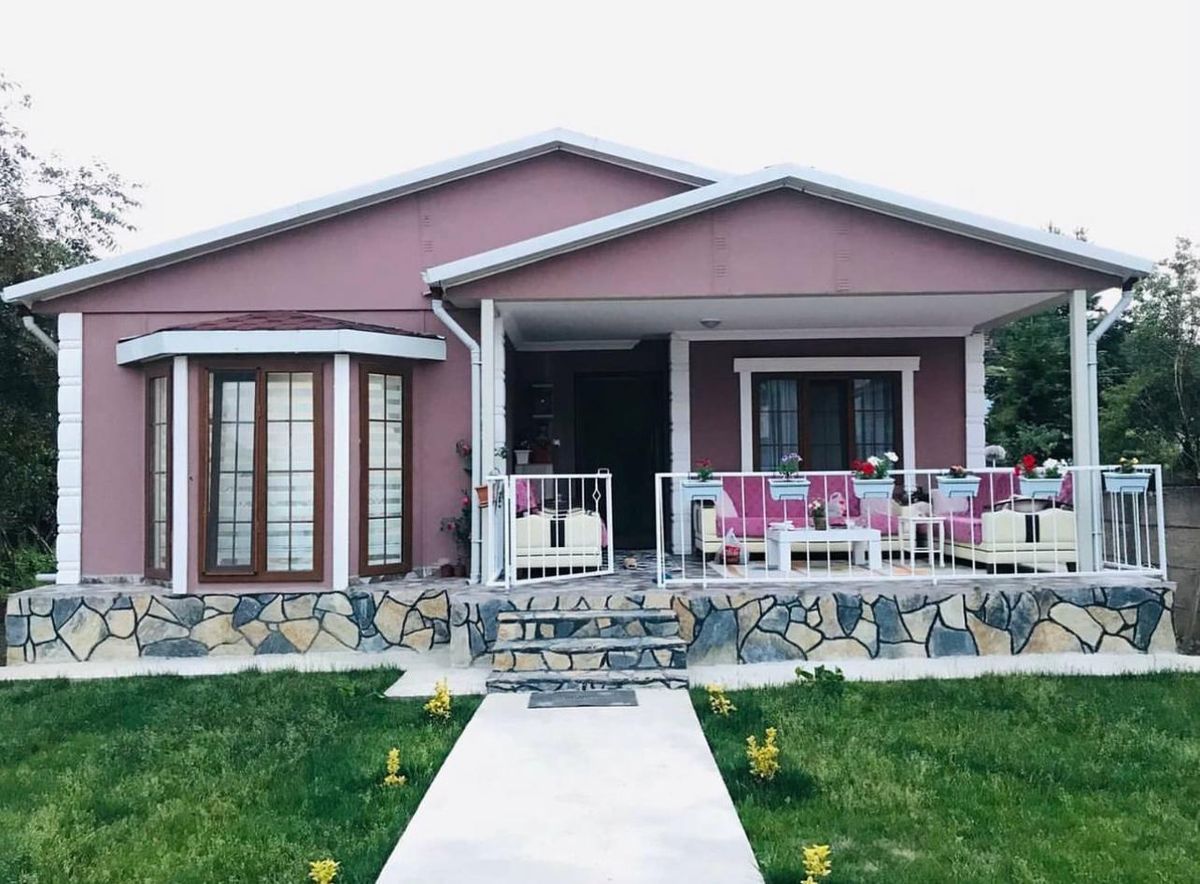 Off-Grid (Şebekeden Bağımsız) Prefabrik Ev Rehberi